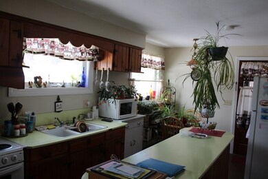 22 O St, Turners Falls, MA 01376 - photo 7