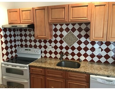 9 Earle St, Worcester, MA 01605 - photo 7