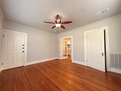 1201 W Gray St unit 3, Houston, TX 77019 - photo 4