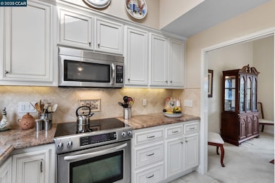 3258 Ptarmigan Dr unit 3B, Walnut Creek, CA 94595 - photo 5