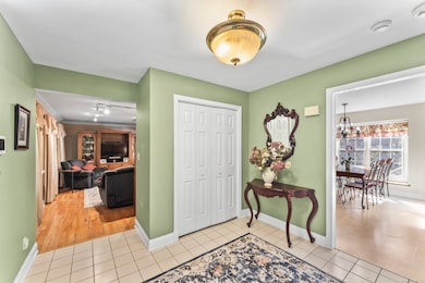 2 Sutherland Dr, Sandy Hook, CT 06482 - photo 3