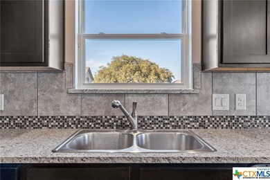 2514 Gail Dr, Copperas Cove, TX 76522 - photo 6