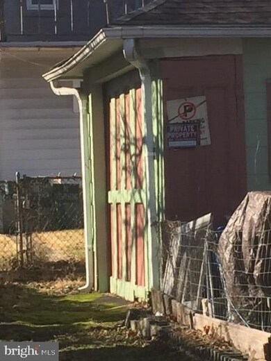 812 Pear St, Reading, PA 19601 - photo 4