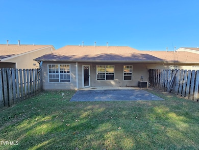 10020 Gate Post Way, Knoxville, TN 37931 - photo 2