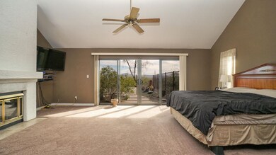 1548 W Galvin St-9