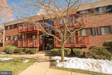 103 Skyhill Rd unit 9, Alexandria, VA 22314 - photo 2