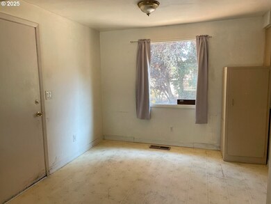 386 40th Place SE, Salem, OR 97317 - photo 7