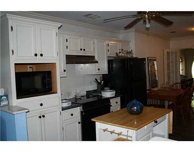 631 Clark Ave, Ocean Springs, MS 39564 - photo 6