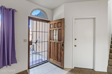 04-Entryway