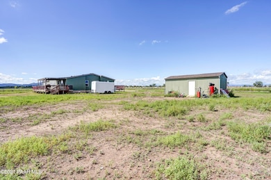 25755 N Trinity Ranch Rd, Paulden, AZ 86334 - photo 5