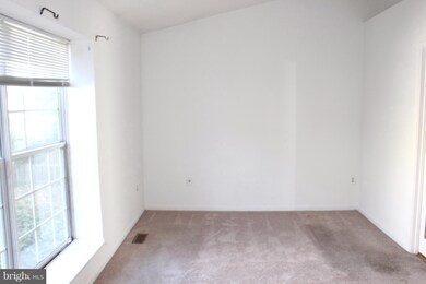 7233 Parsons Ct, Alexandria, VA 22306 - photo 6