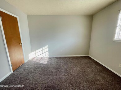 116 E Harrison Ave unit 3, Clarksville, IN 47129 - photo 5