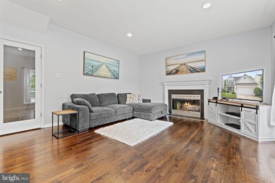 2425 Hightee Ct, Crofton, MD 21114 - photo 3