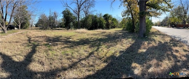 803 E Avenue A, Temple, TX 76501 - photo 4