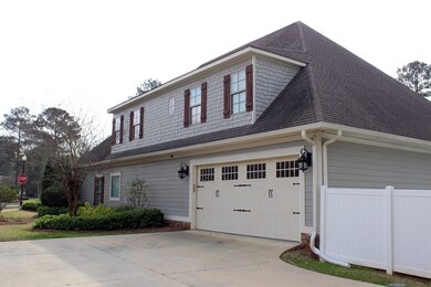 Exterior_Garage