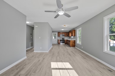 125 Brooks Aly, Clarksville, TN 37040 - photo 3