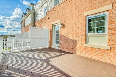 9219 Garrettson Cir, Perry Hall, MD 21128 - photo 4