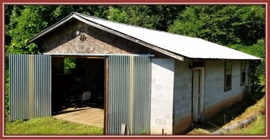 199 Tamassee Knob Rd, Tamassee, SC 29686 - photo 7