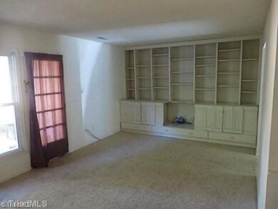 Living Room. The living room unfurnished.