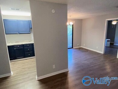 2940 Hood Rd SW unit I, Huntsville, AL 35805 - photo 3