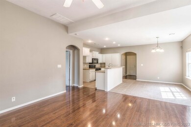 11118 S Cedar St, Jenks, OK 74037 - photo 7