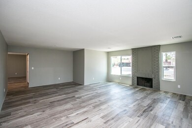 Pecan Cir-7