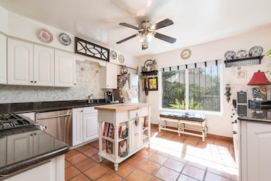 Bright Kitchen