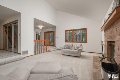 103_190903_realestate