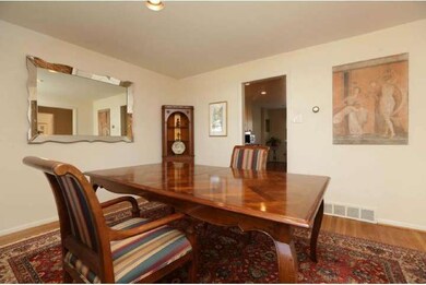 2032 Wisteria Ln, Lafayette Hill, PA 19444 - photo 6