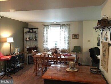414 Grosstown Rd unit 2, Pottstown, PA 19464 - photo 5