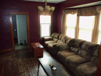 221 S Indiana Ave, Auburn, IN 46706 - photo 3