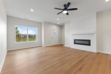 1994 S Warrior Ln, Waukee, IA 50263 - photo 4