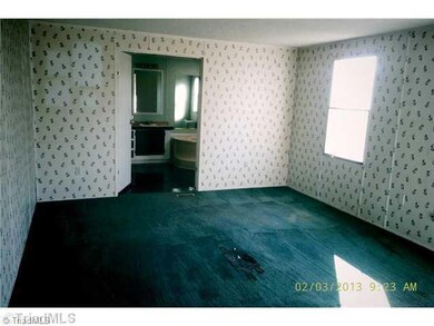 1447 Cloverfield Rd, Asheboro, NC 27205 - photo 6