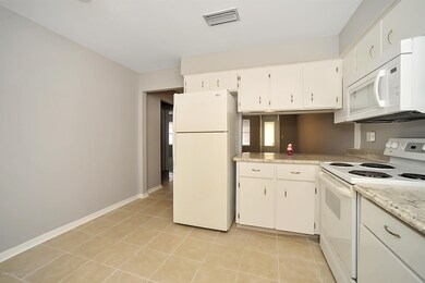 634 Leo Dr, Cocoa, FL 32926 - photo 4