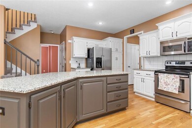 21107 W 56th St, Shawnee, KS 66218 - photo 4