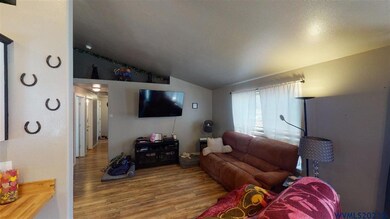 1324 S 6th St, Independence, OR 97351 - photo 4