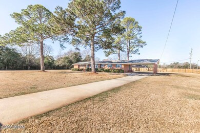 903 Elberta Rd 1