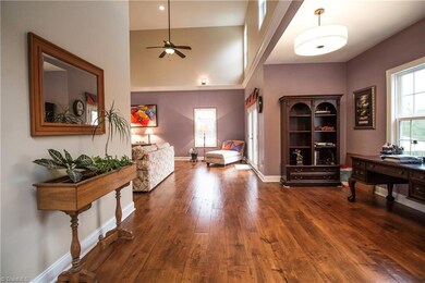 1024 Chamberlin Dr, Asheboro, NC 27205 - photo 5