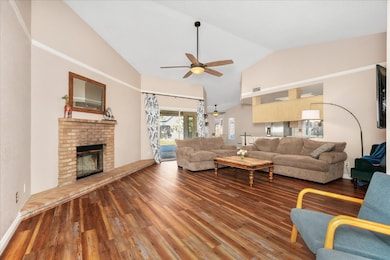 332 Magnolia Ave, Clovis, CA 93611 - photo 5