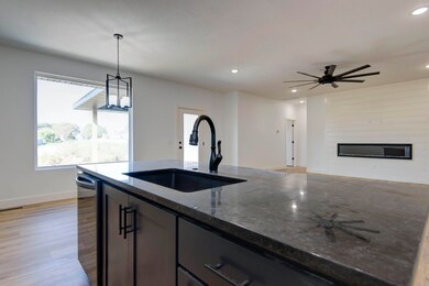 851 S Silverwood Ln, Nixa, MO 65714 - photo 7