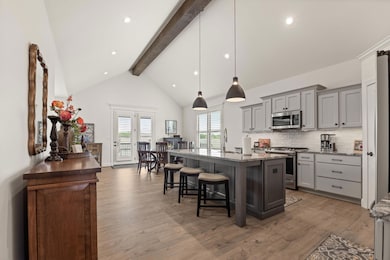 3-web-or-mls-1104-caymus-ct