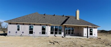 204 Marshall Dr, Springtown, TX 76082 - photo 4