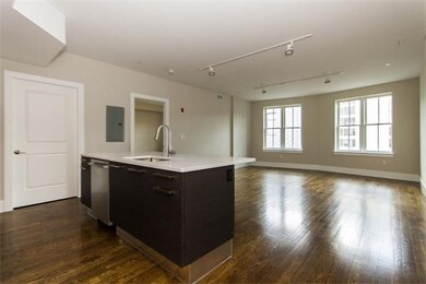 10 Saint George St unit 205, Boston, MA 02118 - photo 4