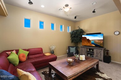 2692 Saratoga Ave-10