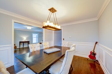 2 Miami Ct, Naperville, IL 60563 - photo 2