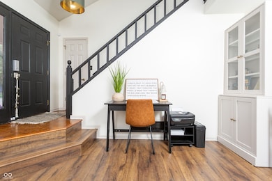 7612 Farm View Cir E, Indianapolis, IN 46256 - photo 6