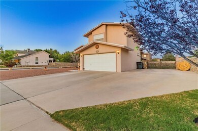 480 Horizon Heights Cir, Horizon City, TX 79928 - photo 4