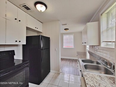 4589 Colonial Ave, Jacksonville, FL 32210 - photo 2