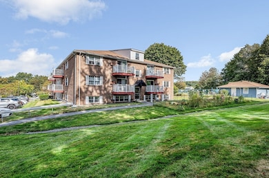 1 Brown Ave unit 3-80, Amesbury, MA 01913 - photo 3