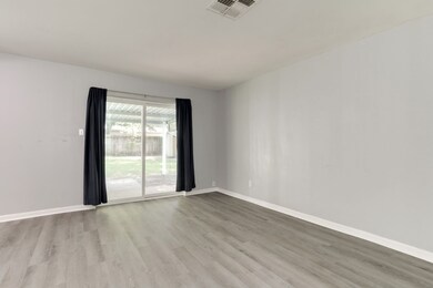 9514 Jaywood Dr, Houston, TX 77040 - photo 4